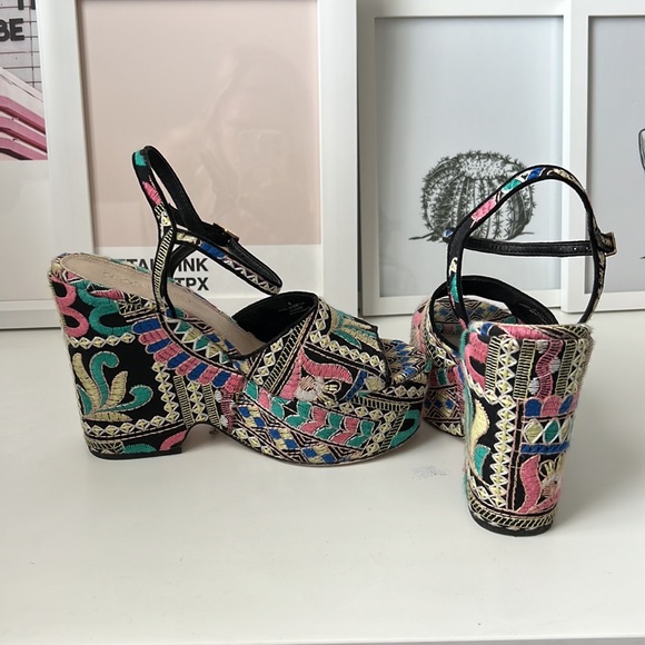 ASOS Embroidered Wedges - Picture 3 of 9